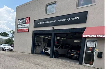 standard auto glass london york st.